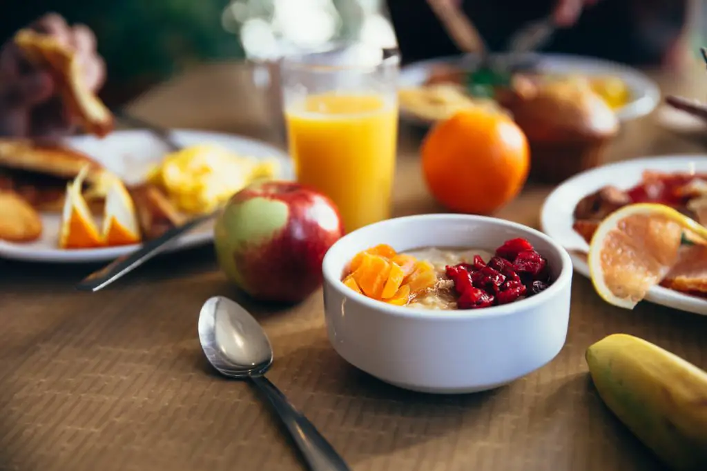 What Should Tennis Players Eat For Breakfast Fueling Teens